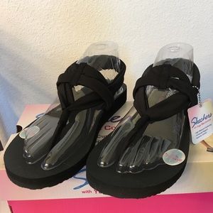Sketchers Yoga Sandals